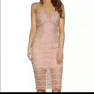 Bardot Women’s Dusty pink lace midi cocktail dress. Size 6.